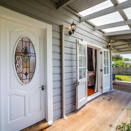 Brooklands Cottage Martinborough Exterior photo